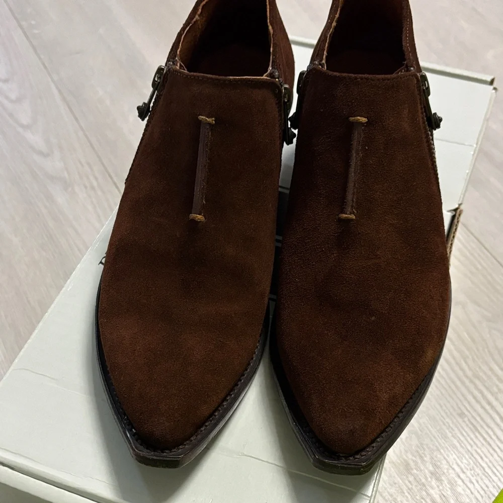 Womens 8 Frye Sacha Moto Shootie Suede Ankle Booties Boots